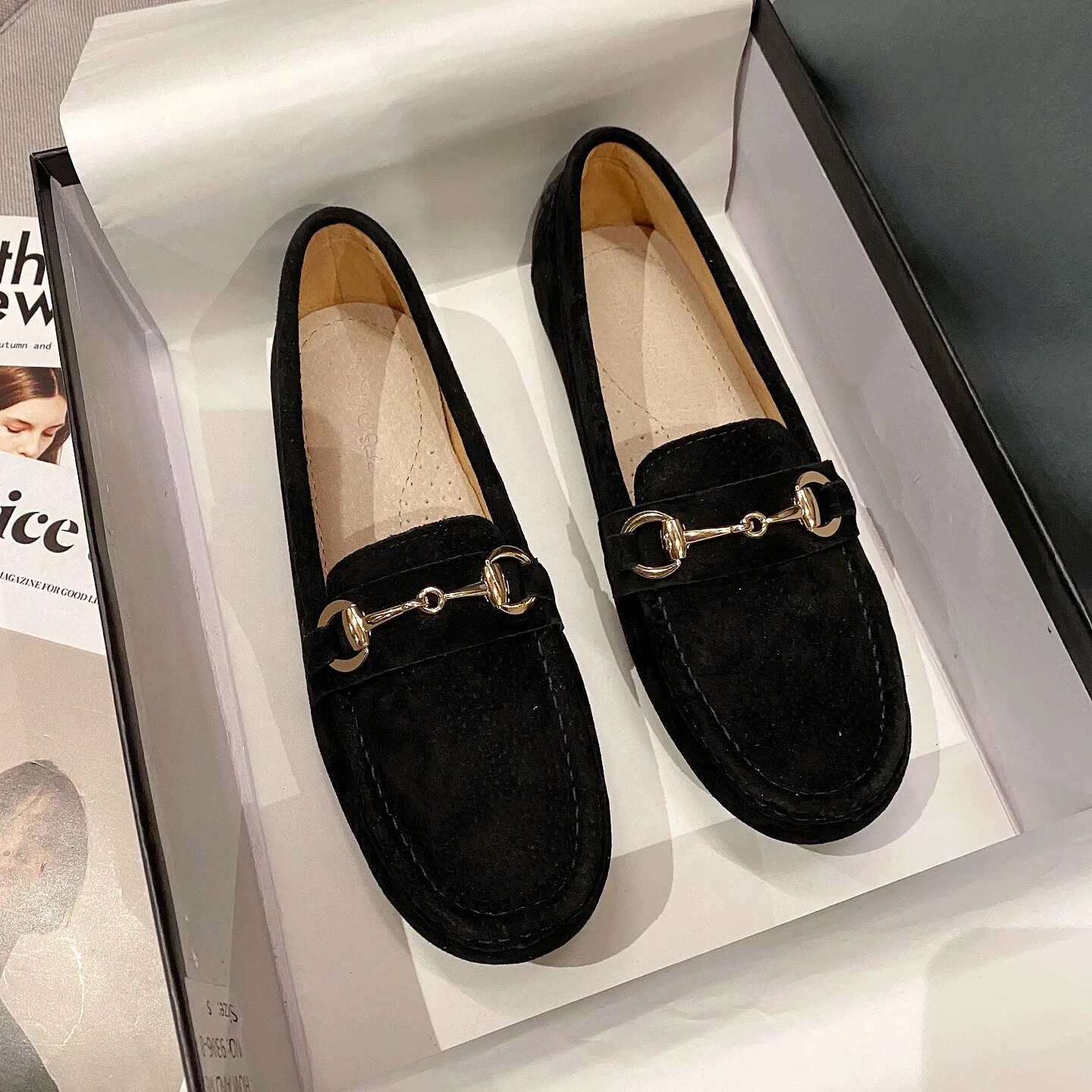 Loafers Británicos 2023 - Tendencia y Comodidad